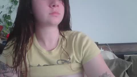 Snapshot of endlesslyevie chatting on January 5, 11:33 pm endlessly evie online show from January 5, 11:33 pm
