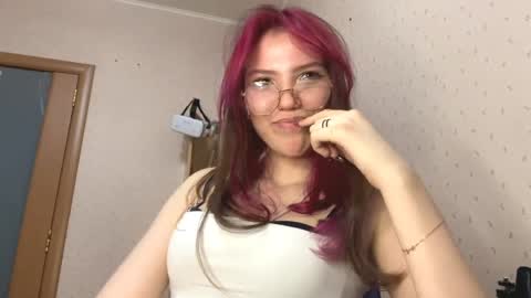 Margot online show from April 19, 6:10 pm