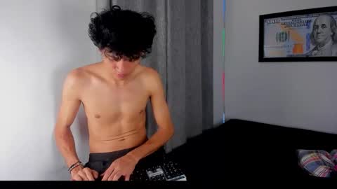 Salo online show from April 14, 2:04 am