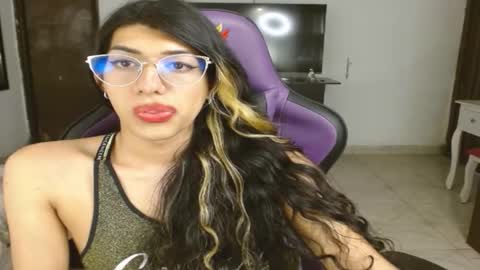 Snapshot of engiel_phoenix chatting on January 29, 12:56 pm Engiel phoenix instagram engiel 13 online show from January 29, 12:56 pm
