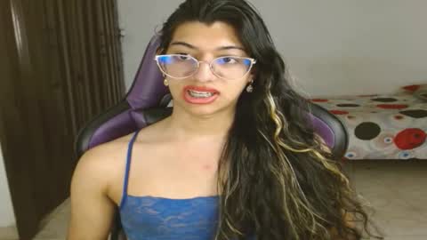 Snapshot of engiel_phoenix chatting on September 15, 10:22 pm Engiel phoenix instagram engiel 13 online show from September 15, 10:22 pm