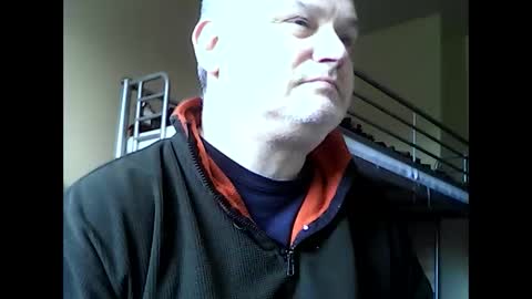 englishguysurrey online show from March 13, 10:51 am