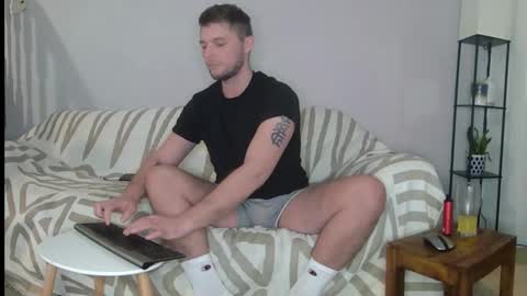 Englishladxxx online show from December 12, 2:04 am
