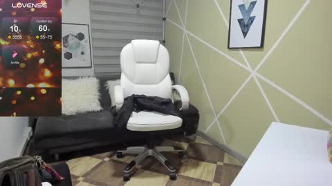 Enma clark online show from December 15, 3:35 am