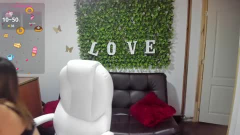 Snapshot of enma_clark chatting on March 3, 7:07 pm Enma clark online show from March 3, 7:07 pm