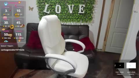 Snapshot of enma_clark chatting on February 19, 10:20 pm Enma clark online show from February 19, 10:20 pm