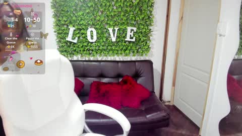 Snapshot of enma_clark chatting on February 4, 7:11 pm Enma clark online show from February 4, 7:11 pm