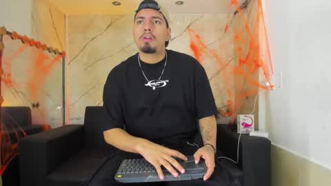 enrique online show from October 22, 1:57 pm