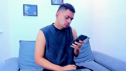 Snapshot of enrique_villa23 chatting on February 20, 12:04 pm enrique online show from February 20, 12:04 pm