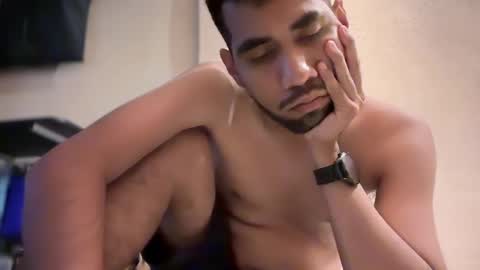 Snapshot of enriquegc197 chatting on February 14, 9:43 pm Enriquegc197 online show from February 14, 9:43 pm
