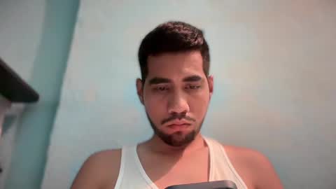 Snapshot of enriquegc197 chatting on March 1, 8:32 pm Enriquegc197 online show from March 1, 8:32 pm