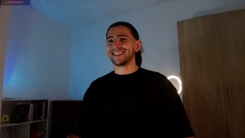 enzo_moretii online show from November 30, 4:41 am