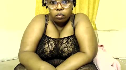 epicsquirt1 online show from December 4, 12:32 am