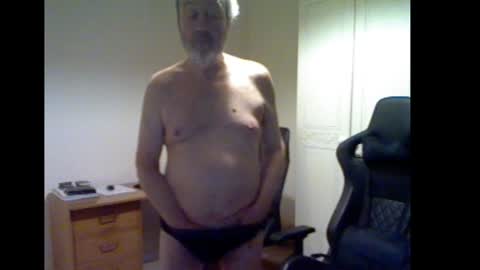 erasmus_d online show from February 5, 6:37 pm