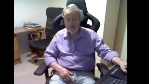 erasmus_d online show from February 18, 6:58 pm