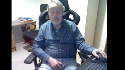 erasmus_d online show from January 27, 6:09 pm