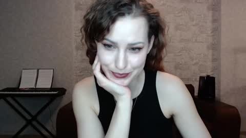 Erdbeeren mit Sahne online show from February 21, 6:33 pm