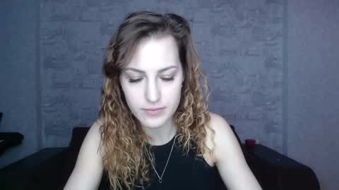 Erdbeeren mit Sahne online show from February 25, 6:03 am