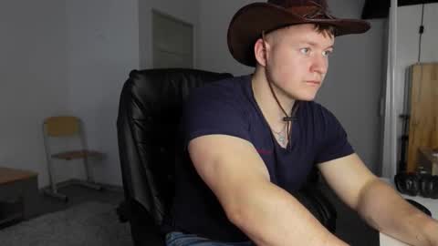    online show from October 18, 5:55 am