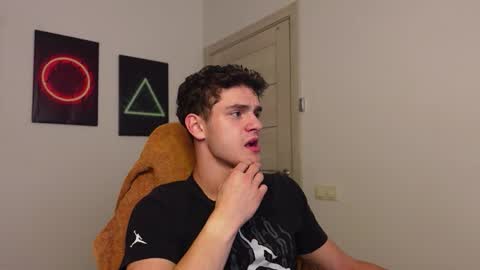    online show from October 1, 1:21 pm