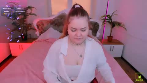 erica_love_ online show from October 15, 5:54 am