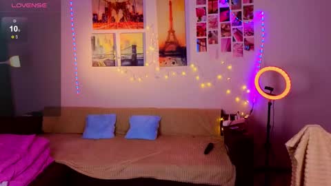 Snapshot of erica_winterr chatting on February 11, 5:50 pm Erica Winterr online show from February 11, 5:50 pm