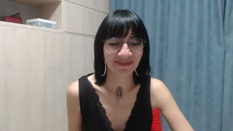ericablack8 online show from January 2, 10:11 pm
