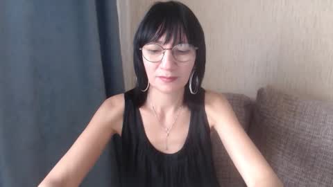 ericablack8 online show from September 28, 10:35 am