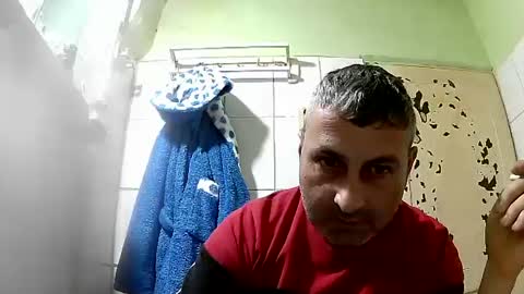 Snapshot of ericboy32 chatting on December 6, 2:29 am eric online show from December 6, 2:29 am