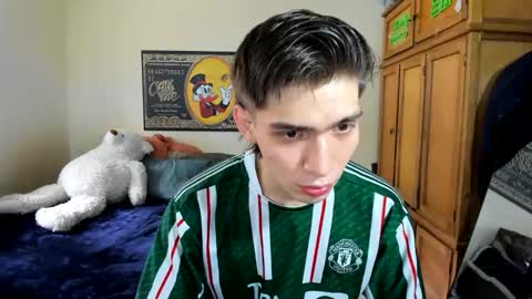 erick_de_rossee online show from April 25, 6:49 pm