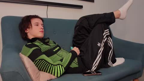 Snapshot of erick_grant chatting on January 29, 1:07 pm ERICK GRANT online show from January 29, 1:07 pm