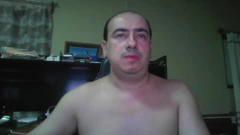 Snapshot of erik1781 chatting on January 4, 1:21 am erik1781 online show from January 4, 1:21 am
