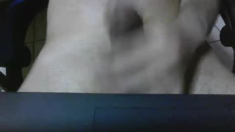 Snapshot of erik1781 chatting on February 28, 10:20 am erik1781 online show from February 28, 10:20 am