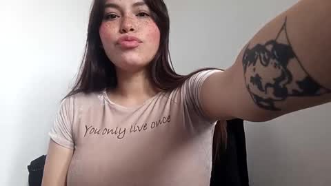 Erika online show from December 3, 5:38 pm