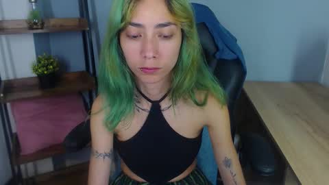 E R I K A - SAGITARIO..... online show from November 14, 12:35 am