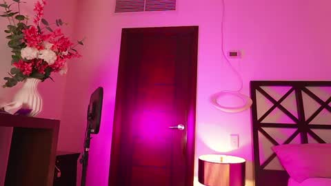 Venus Skye online show from September 25, 8:16 pm