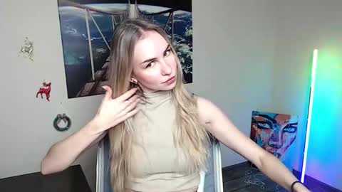 Erika online show from January 14, 1:41 pm