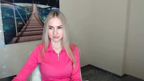 Snapshot of erikagavin chatting on January 16, 12:52 pm Erika online show from January 16, 12:52 pm