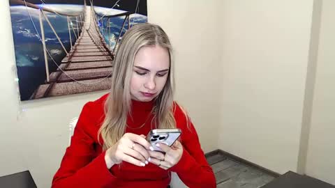 Snapshot of erikagavin chatting on February 26, 1:32 pm Erika online show from February 26, 1:32 pm