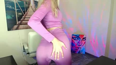 Erika online show from October 28, 1:12 pm