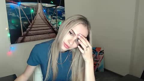 Snapshot of erikagavin chatting on March 4, 3:59 pm Erika online show from March 4, 3:59 pm