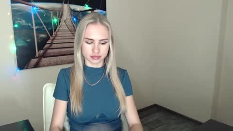 Snapshot of erikagavin chatting on February 12, 12:44 pm Erika online show from February 12, 12:44 pm
