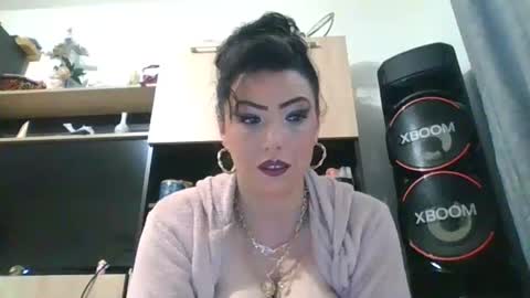 erikaguapa1989 online show from May 15, 2:53 am
