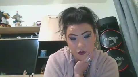 erikaguapa1989 online show from April 14, 2:37 am