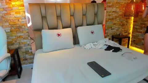  ERIS  online show from October 16, 12:49 pm