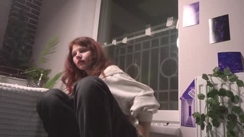 Becky online show from December 29, 2:42 pm