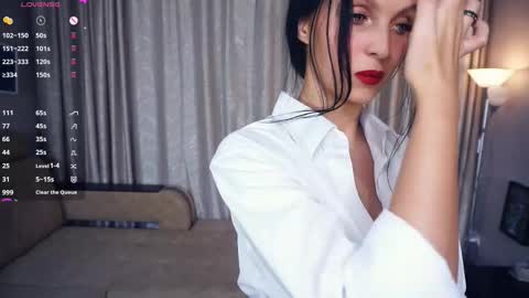 Snapshot of erlinefairall chatting on September 9, 8:31 pm Erline and Monica online show from September 9, 8:31 pm