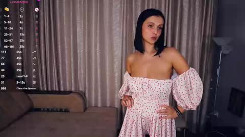 Snapshot of erlinefairall chatting on September 16, 8:23 pm Erline and Monica online show from September 16, 8:23 pm
