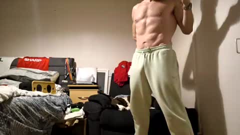 Ernie online show from December 18, 11:11 pm