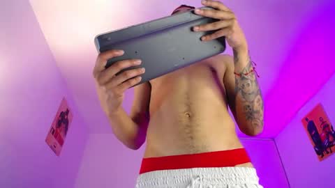 Snapshot of eros_chipre chatting on March 11, 2:32 am Eros online show from March 11, 2:32 am